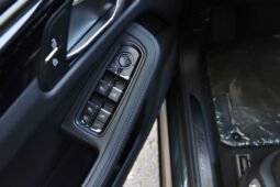 
										Porsche Macan T full									