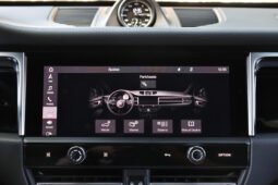 
										Porsche Macan T full									