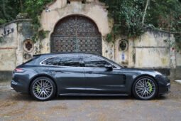 
										Porsche Panamera 4 E-Hybrid Sport Turismo full									