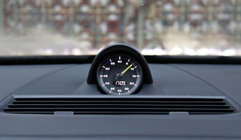 
								Porsche Panamera 4 E-Hybrid Sport Turismo full									