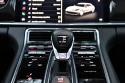 
										Porsche Panamera 4 E-Hybrid Sport Turismo full									
