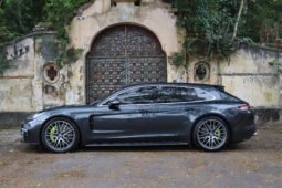 
										Porsche Panamera 4 E-Hybrid Sport Turismo full									