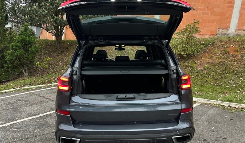 
								BMW X5 xDrive30d M Sport full									