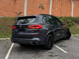
										BMW X5 xDrive30d M Sport full									