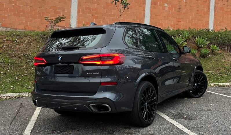 
								BMW X5 xDrive30d M Sport full									
