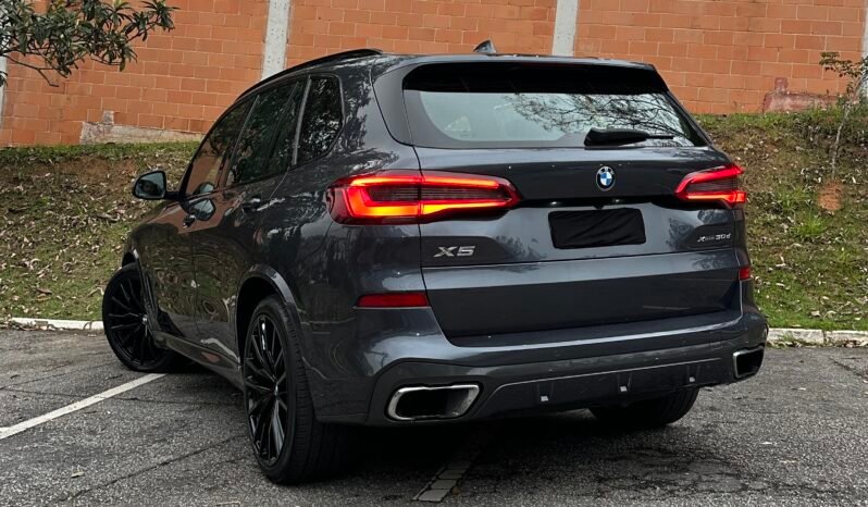 
								BMW X5 xDrive30d M Sport full									