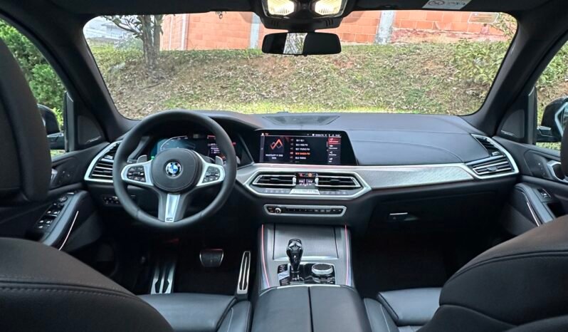 
								BMW X5 xDrive30d M Sport full									