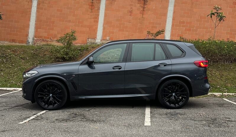 
								BMW X5 xDrive30d M Sport full									
